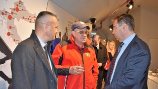 Potpisivanje ugovora u prezentacijskom centru “Podzemni grad Paklenice” NP Paklenica Potpisivanje ugovora u prezentacijskom centru “Podzemni grad Paklenice” NP Paklenica