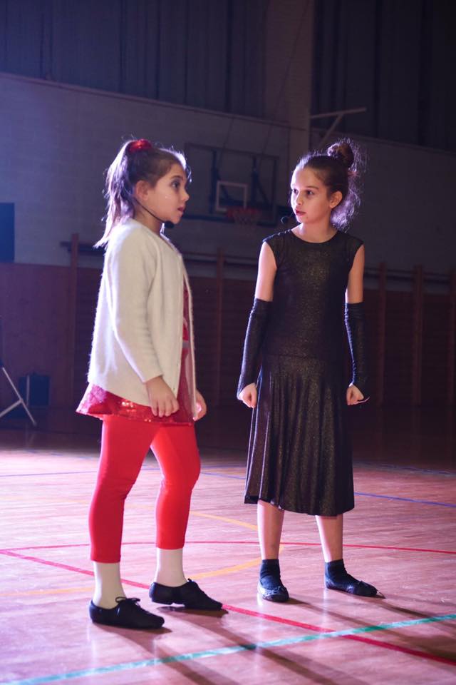 Plesna Božićna čarolija na otoku Pagu