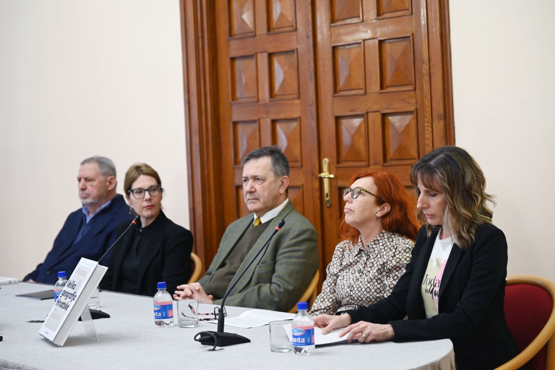 Svečana dvorana Sveučilišta: Promocija knjiga iz edicije Velika geografija Hrvatske Svečana dvorana Sveučilišta: Promocija knjiga iz edicije Velika geografija Hrvatske