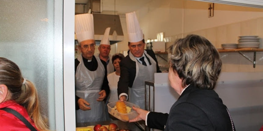 Puljić i Kalmeta – volonteri u Pučkoj kuhinji, Foto: Narodni list