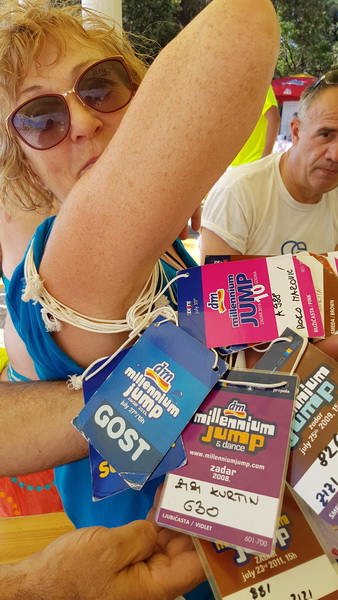 Sasvim osoban doživljaj – 10. dm Millennium Jump sa zadarske rive. Foto: Mladen Malik Barba Sasvim osoban doživljaj – 10. dm Millennium Jump sa zadarske rive. Foto: Mladen Malik Barba