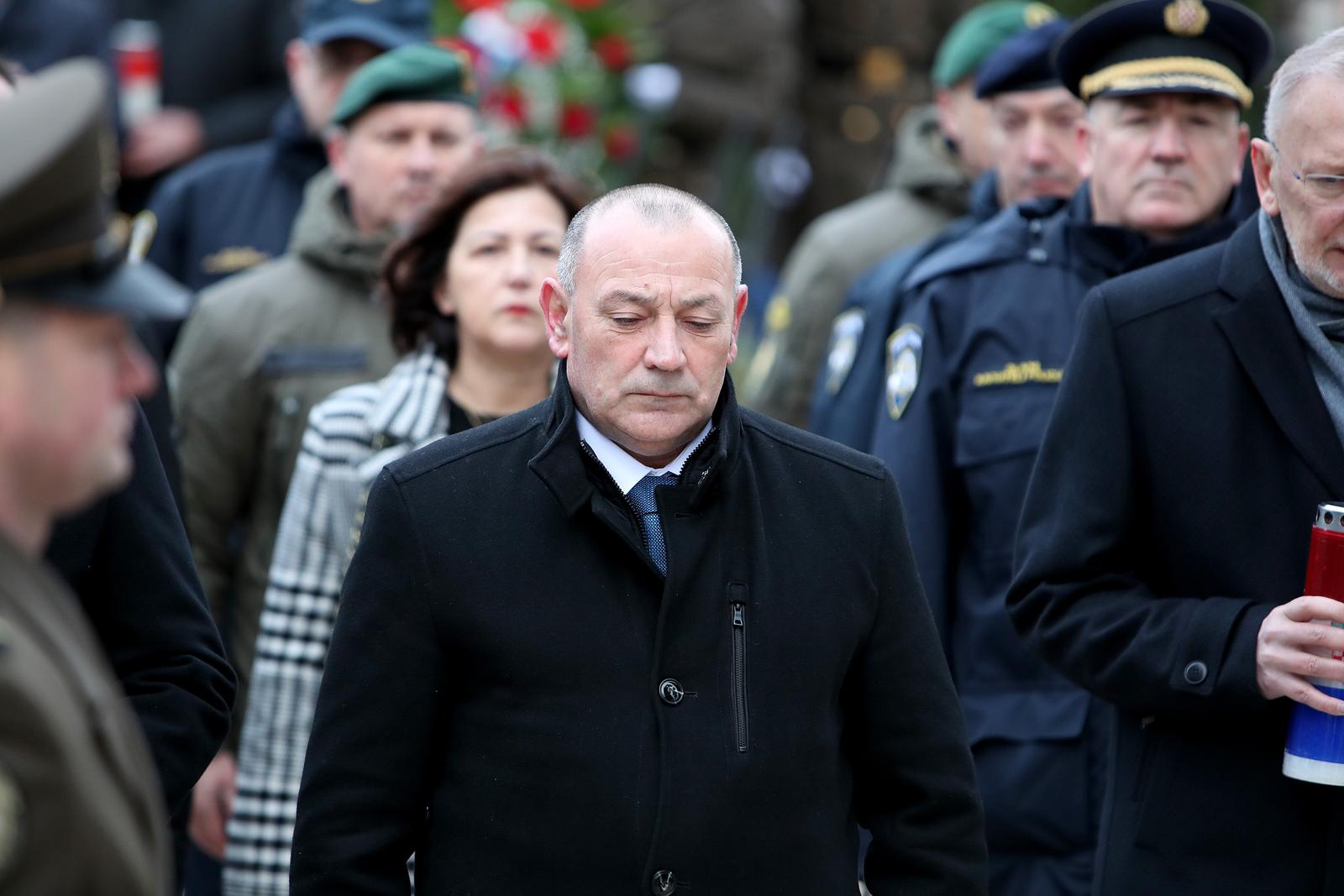 Na Gradskom groblju odana počast poginulim hrvatskim braniteljima povodom 30. obljetnice VRO Maslenica Na Gradskom groblju odana počast poginulim hrvatskim braniteljima povodom 30. obljetnice VRO Maslenica