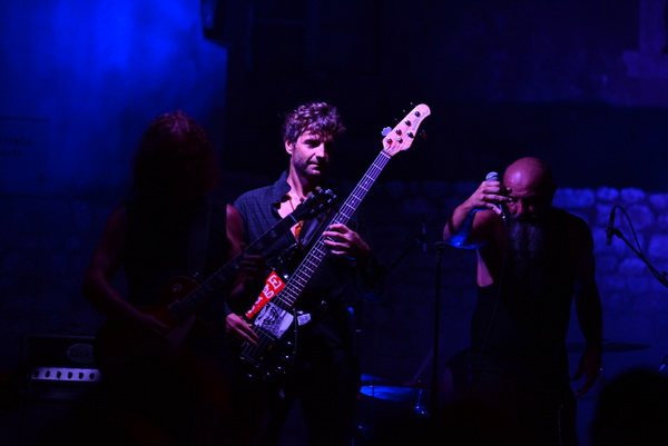 Svaki koncert Kultur shocka u Zadru posebna je priča. Tako je bilo i sinoć na Poljani Branka Stojakovića!