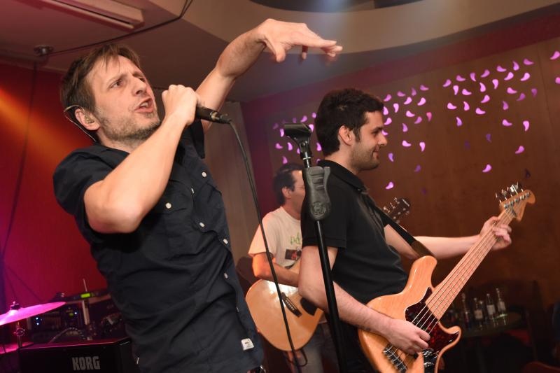 Pips Chips & Videoclips održali su sinoć odličan koncert u Q-baru na oduševljenje brojnih zadarskih fanova.  Photo: Dino Stanin/PIXSELL