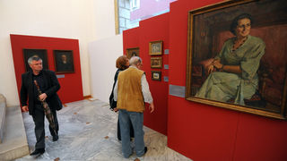 Zadar, 020513. U Gradskoj lozi se veceras otvorila izlozba “Boreli – otkup obiteljske ostavstine”. Na izlozbi se prezentirao dio predmeta iz obiteljske ostavstine koju na otkup Narodnom muzeju Zadar nudi gospodin Goran Borelli, izravni nasljednik obitelj Zadar, 020513. U Gradskoj lozi se veceras otvorila izlozba “Boreli – otkup obiteljske ostavstine”. Na izlozbi se prezentirao dio predmeta iz obiteljske ostavstine koju na otkup Narodnom muzeju Zadar nudi gospodin Goran Borelli, izravni nasljednik obitelj