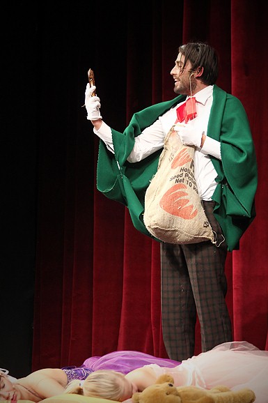 “Plesna čestitka” (foto:Saša Čuka)