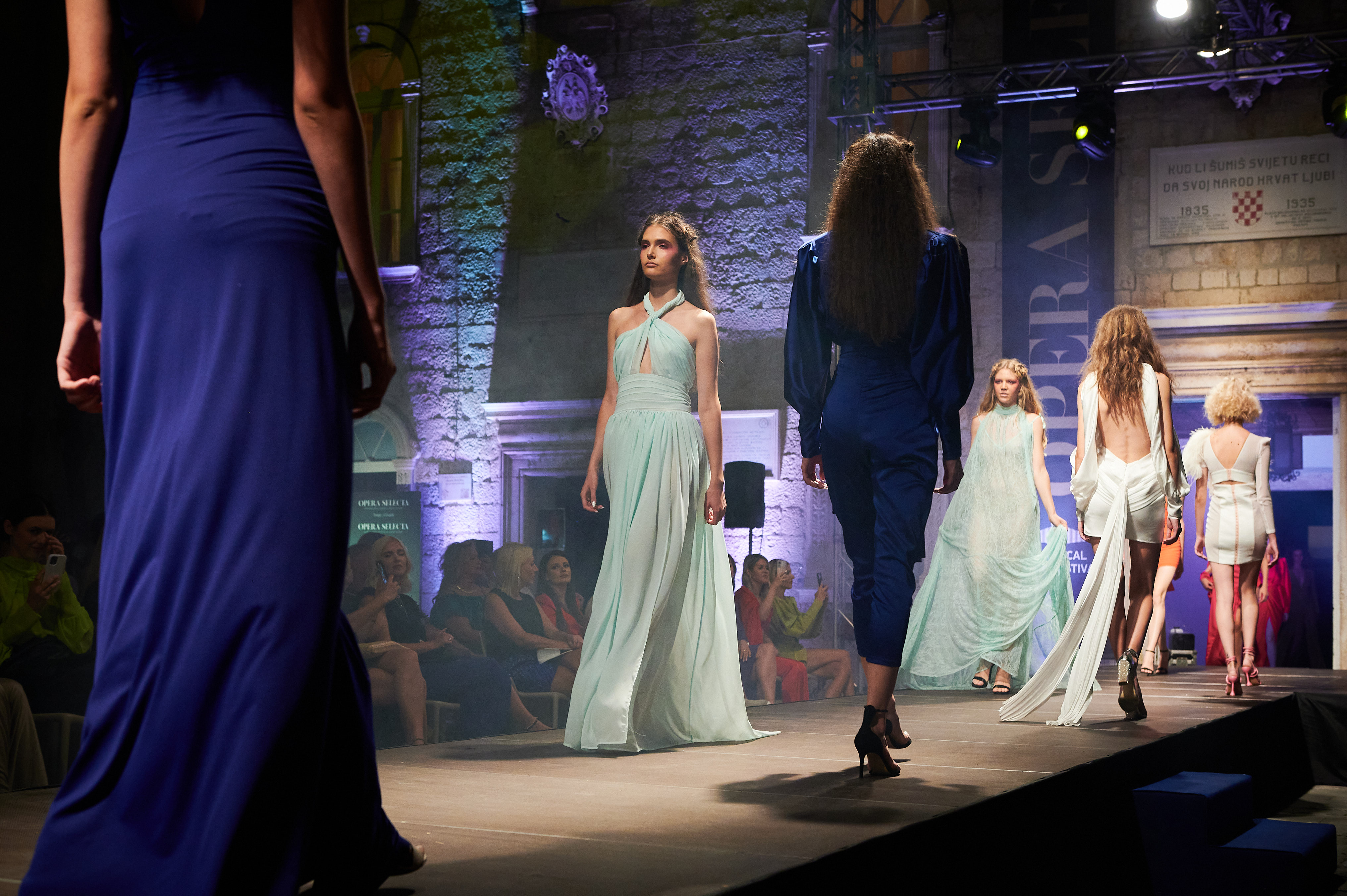 Krié Design i Vortex Strings priredili spektakl u Trogiru