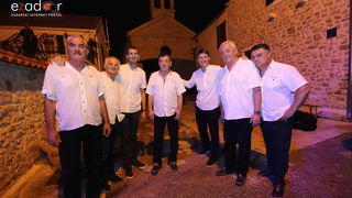 Bibinje: Koncert Tomislava Bralića i klape Intrade na Trgu Sri sela