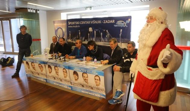 Zadar – Povodom velikog koncertnog spektakla na Visnjiku, tri vrhunska pjevaca Mladen Grdovic, Jasmin Stavros i Drazen Zecic odrzali su konferenciju za medije. Photo: Filip Brala/PIXSELL