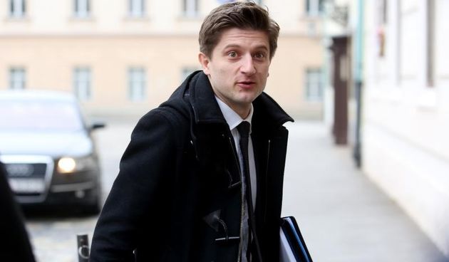 Zagreb – Novi ministri dolaze na sjednicu vlade. Zdravko Maric. Photo: Goran Jakus/PIXSELL