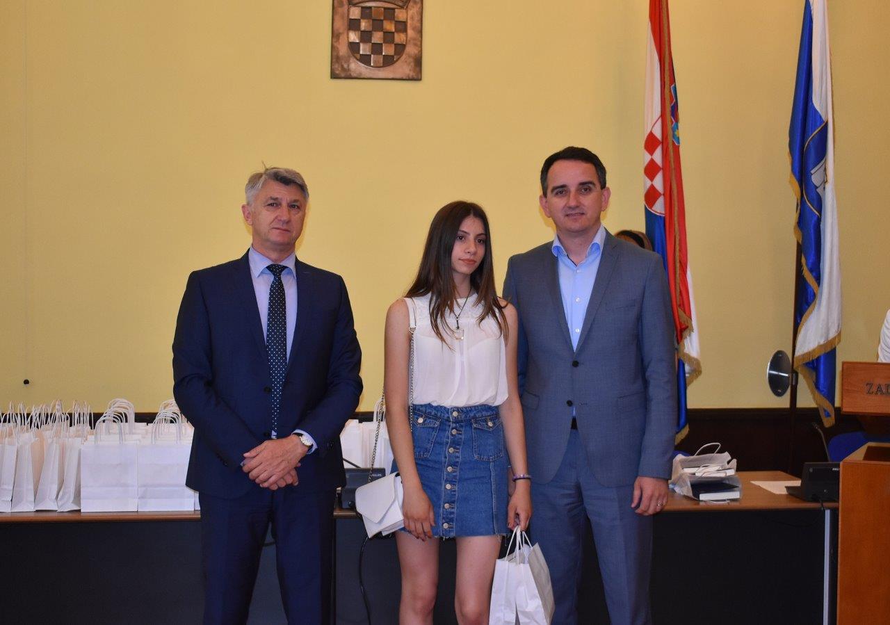 Prijem za nagrađivane učenike osnovnih i srednjh škola