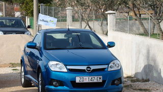 Humanitani uskrsni konvoj Zadar – Oklaj