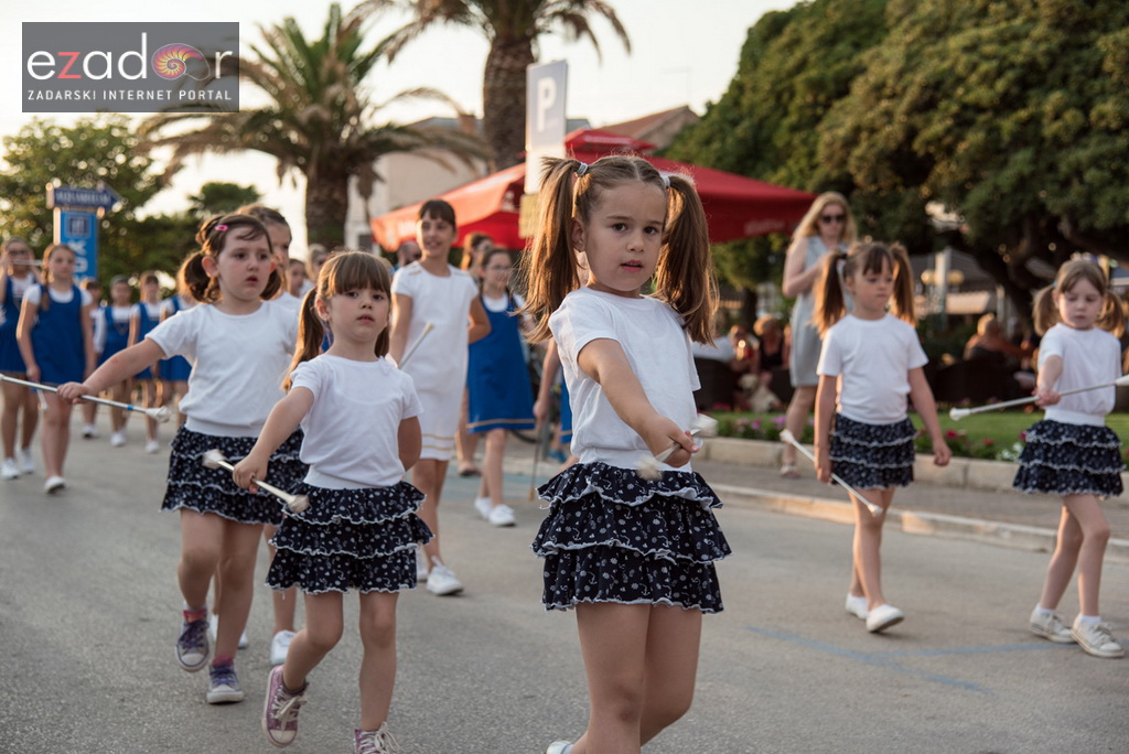 Otvoren 12. biogradski Gastro stol Otvoren 12. biogradski Gastro stol