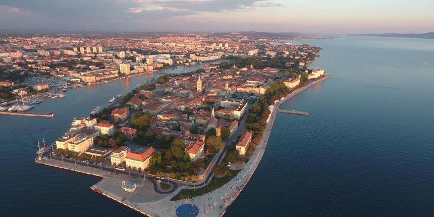 Image 378933 (auto) Image 378933 (auto)