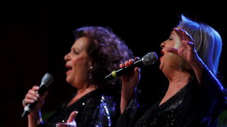 Zagreb 131011.
KD Vatroslav Lisinski.
Koncert Hrvatske dive, na kojem su nastupale Tereza Kesovija, Radojka Sverko i Gabi Novak.
Foto: Goran Mehkek / Cropix