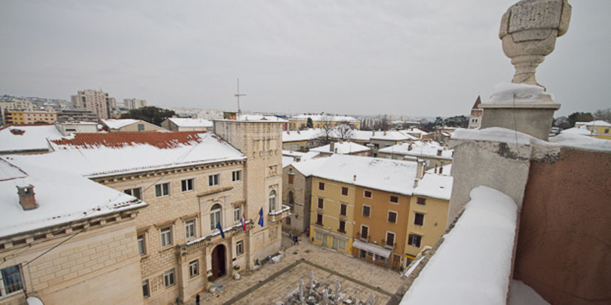 Zadarski krovovi pod snijegom, Foto: Leo Banić Zadarski krovovi pod snijegom, Foto: Leo Banić