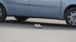 Zadar, 011110.
Teska prometna nesreca automobila Fiat Punto i motora Gillera na krizanju Splitske ulice i Ulice Domovinskog rata. Ocevid je u tijeku.
Foto: Jure Miskovic / CROPIX