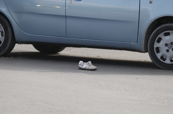 Zadar, 011110.
Teska prometna nesreca automobila Fiat Punto i motora Gillera na krizanju Splitske ulice i Ulice Domovinskog rata. Ocevid je u tijeku.
Foto: Jure Miskovic / CROPIX