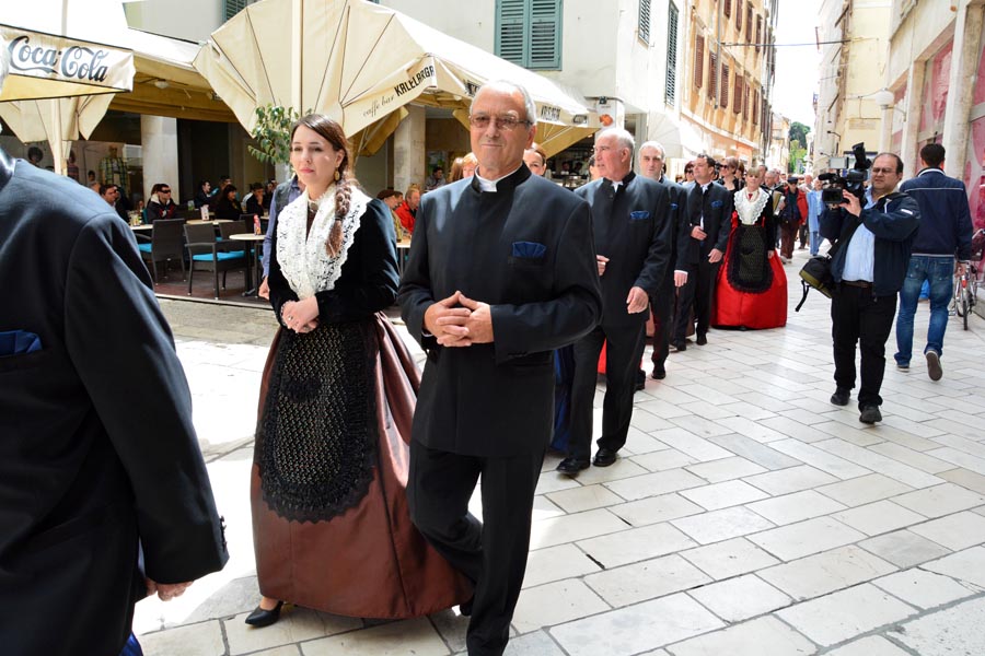 Predstavljanje svečane zadarske pučke nošnje, foto: Iva Perinčić Predstavljanje svečane zadarske pučke nošnje, foto: Iva Perinčić