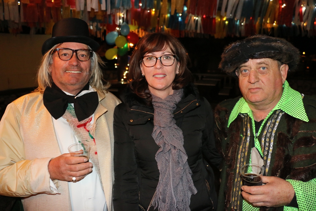 Virski Karneval veliko finale: nastupila Maja Šuput Virski Karneval veliko finale: nastupila Maja Šuput