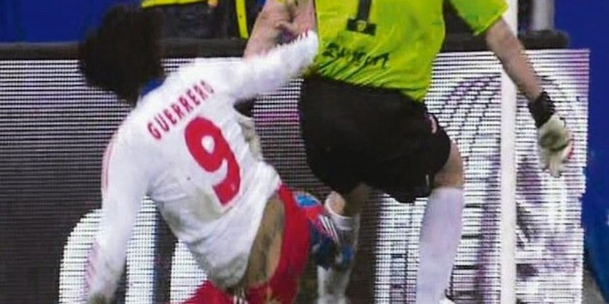 Paolo Guerrero, foto: sports.yahoo.com