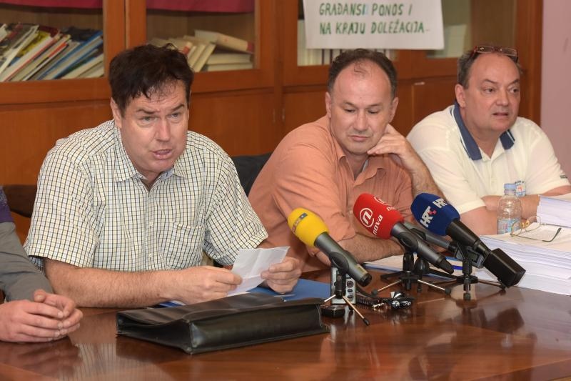 Radnici tvrtki koje već mjesecima ne isplaćuju plaće traže bolju pravnu zaštitu radnika, Photo: Dino Stanin/PIXSELL Radnici tvrtki koje već mjesecima ne isplaćuju plaće traže bolju pravnu zaštitu radnika, Photo: Dino Stanin/PIXSELL