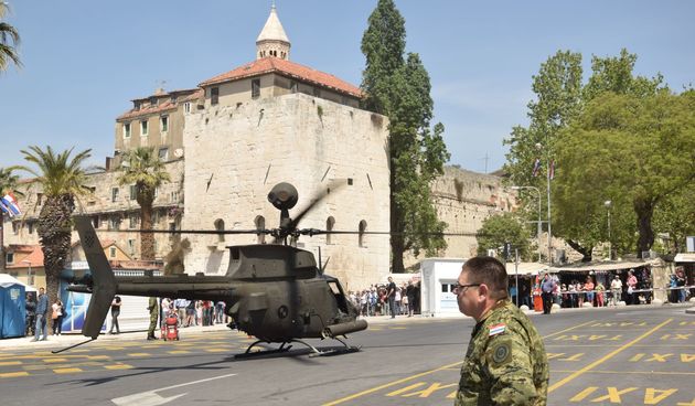RTOP Vukovar i Kiowa Warrior na splitskoj rivi