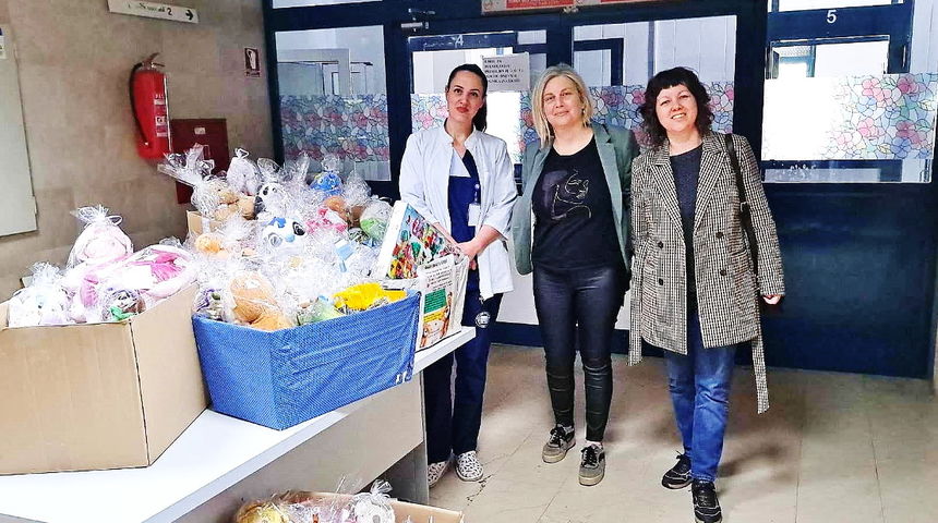 Odjelu za pedijatriju OB Zadar uručena donacija akcije “Djeca za djecu” u organizaciji TZO Preko i DV Lastavica Odjelu za pedijatriju OB Zadar uručena donacija akcije “Djeca za djecu” u organizaciji TZO Preko i DV Lastavica