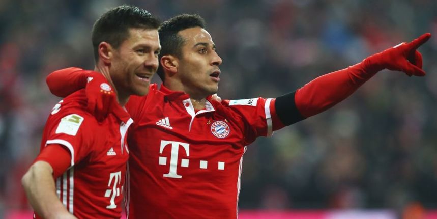 Xabi Alonso i Thiago Alcantara Xabi Alonso i Thiago Alcantara