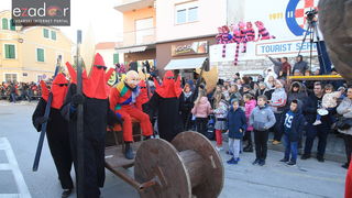 Maškarana povorka Velike Bake u Murteru