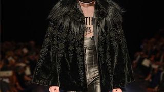 Jean Paul Gaultier Haute Couture, jesen/zima 2012, foto-accoridngtojerri.blogspot.com Jean Paul Gaultier Haute Couture, jesen/zima 2012, foto-accoridngtojerri.blogspot.com