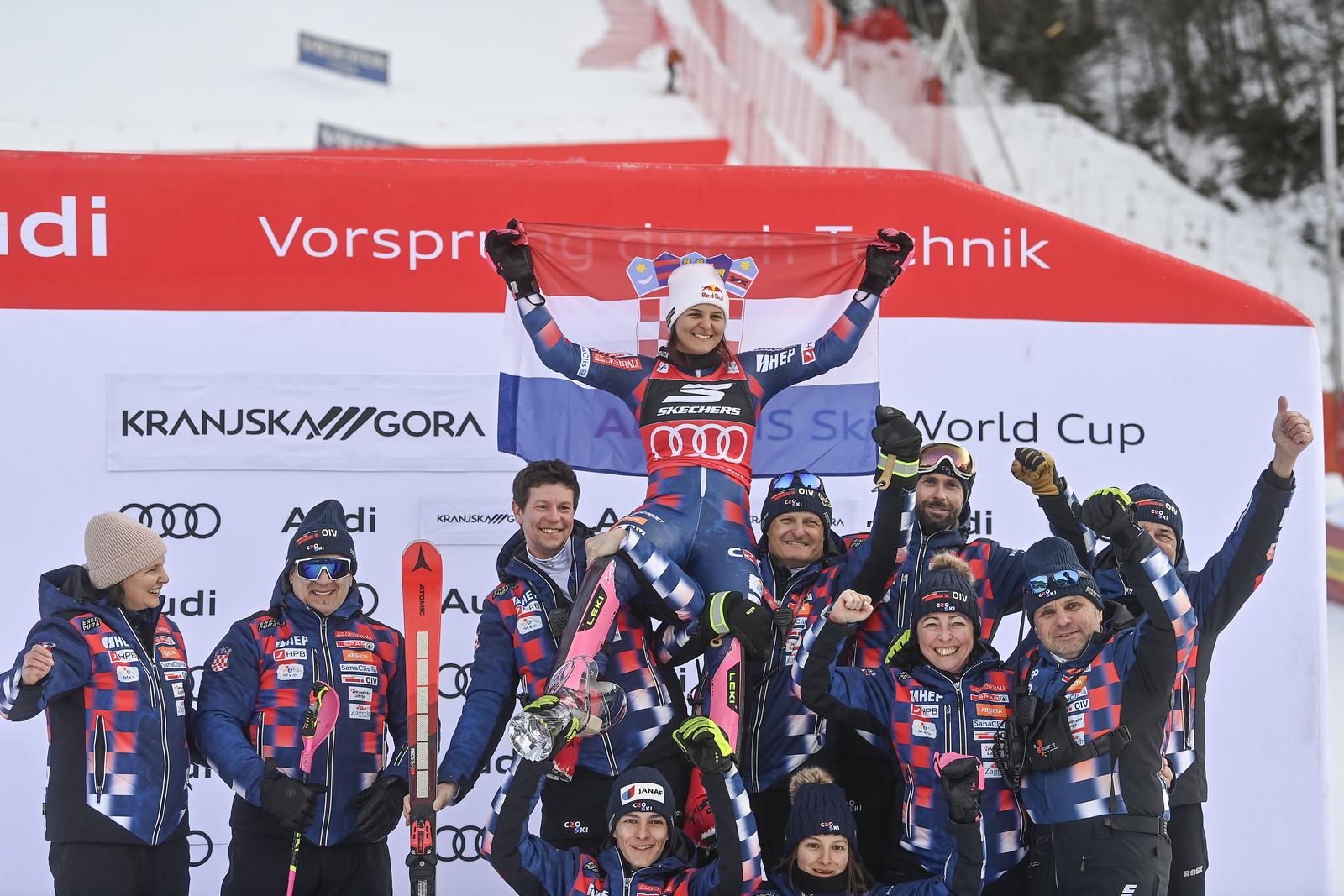 Zrinka Ljutić pobjedica je slaloma u Kranjskoj Gori Zrinka Ljutić pobjedica je slaloma u Kranjskoj Gori