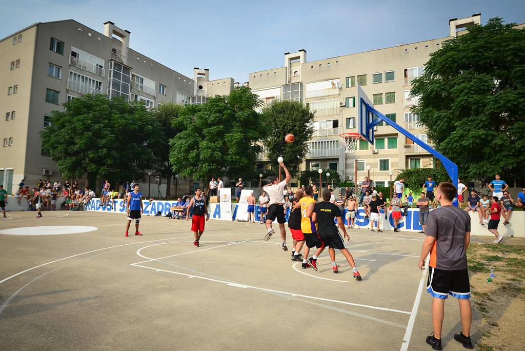 Projekt Koš za koš: Bili brig osvojio turnir i obnovu kvartovskog igrališta. Foto: Iva Perinčić Projekt Koš za koš: Bili brig osvojio turnir i obnovu kvartovskog igrališta. Foto: Iva Perinčić