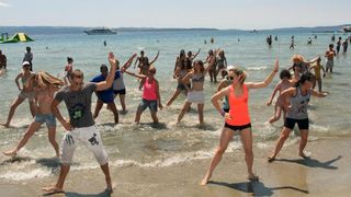 Opis 21.06.2014., Split – Ekolosko drustvo Picigin Bacvice kroz program Dani Bacvica 2014 obiljezava 90 godina igranja picigina te su organizirali jubilarno 10. Prvenstvo svijeta u piciginu. Pobjedu je u finalu osvojila momcad Zbirac. Photo: Ivana Ivano Opis 21.06.2014., Split – Ekolosko drustvo Picigin Bacvice kroz program Dani Bacvica 2014 obiljezava 90 godina igranja picigina te su organizirali jubilarno 10. Prvenstvo svijeta u piciginu. Pobjedu je u finalu osvojila momcad Zbirac. Photo: Ivana Ivano