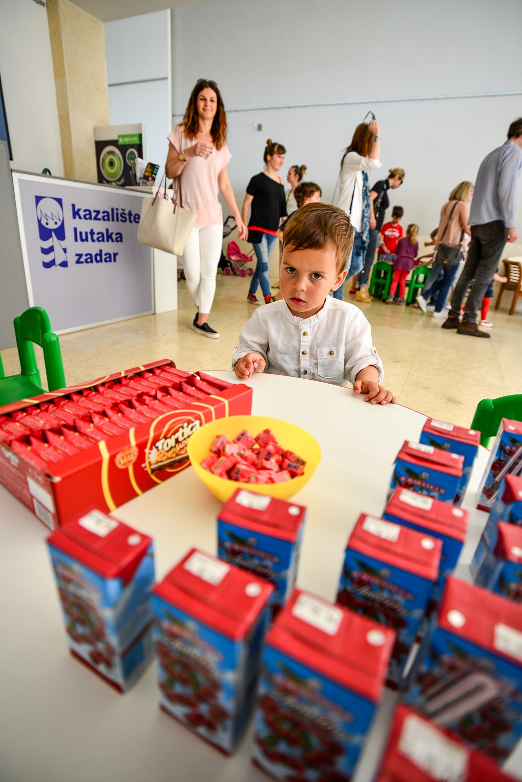 Pretpremijera predstave “Ivica i Marica” danas u Kazalištu lutaka Pretpremijera predstave “Ivica i Marica” danas u Kazalištu lutaka