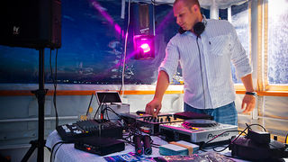 Cruisin’ & Clubbin’ (foto:Saša Čuka) Cruisin’ & Clubbin’ (foto:Saša Čuka)