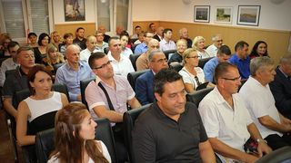 Dan Općine Vir proslavljen uz spektakularni koncert Prljavog Kazališta i vatromet Dan Općine Vir proslavljen uz spektakularni koncert Prljavog Kazališta i vatromet