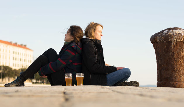 Brlog, prva zadružna pivovara. Ana Teskera i Maja Šepetavec,