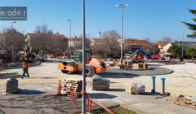 Privode se kraju radovi na rotoru kod zgrade Čistoće u ulici Stjepana Radića