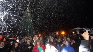 Advent na Viru: Crvena jabuka oduševila u “sniježnom” Viru Advent na Viru: Crvena jabuka oduševila u “sniježnom” Viru