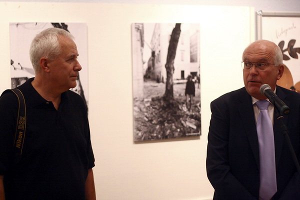 HKK: Otvorenje izlozbe “Razaranje Zadra” Zvonka Kucelina i Zeljka Karavide