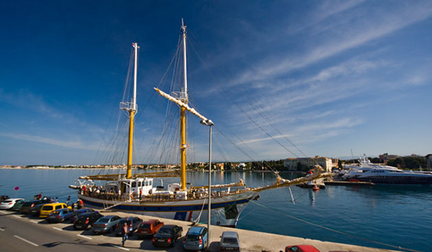 “Kraljica mora” u Zadru, 12. svibnja 2011. (foto:Saša Čuka)