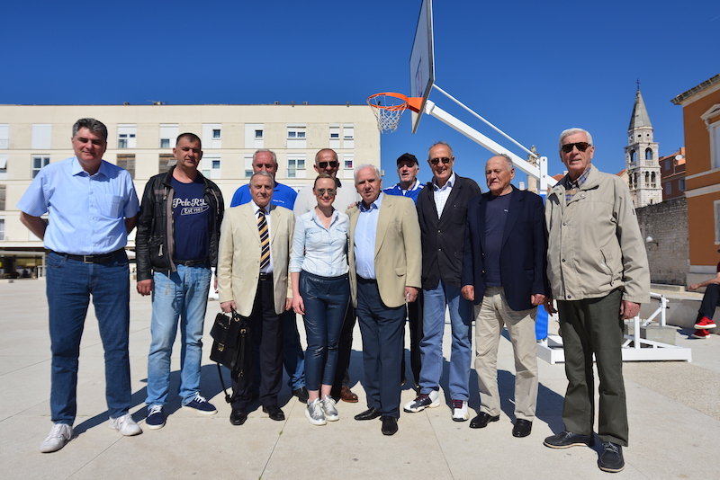 Košarkaške legende zaigrale sa Zadranima na Forumu Košarkaške legende zaigrale sa Zadranima na Forumu