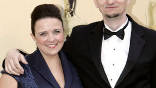 82. Red Carpet Oscara (oscar.go.com)