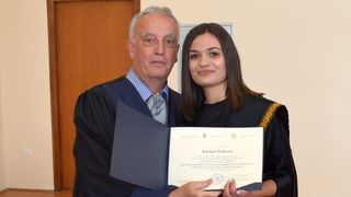 Promocija 11. generacije prvostupnika Odjela za germanistiku j Promocija 11. generacije prvostupnika Odjela za germanistiku j