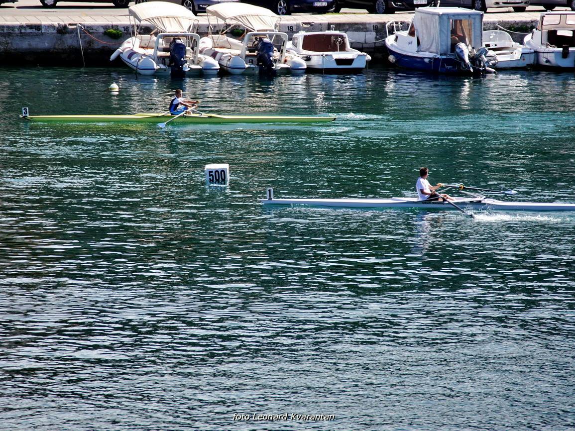 U uvali Jazine održana 3. regata veslačkog mini kupa Dalmacije U uvali Jazine održana 3. regata veslačkog mini kupa Dalmacije
