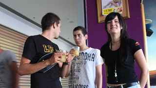 Dali bar: Party u povodu predpremijere filma Bruno