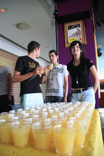 Dali bar: Party u povodu predpremijere filma Bruno