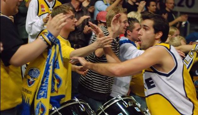 Image 1192457 (auto)