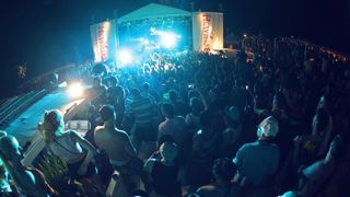 10.07.2013., Novalja – Americki reper Snoop Dogg, odnosno Snoop Lion, nastupio je u prepunom klubu Papaya na Zrcu u sklopu Fresh Island festivala. Photo: Filip Brala/PIXSELL 10.07.2013., Novalja – Americki reper Snoop Dogg, odnosno Snoop Lion, nastupio je u prepunom klubu Papaya na Zrcu u sklopu Fresh Island festivala. Photo: Filip Brala/PIXSELL